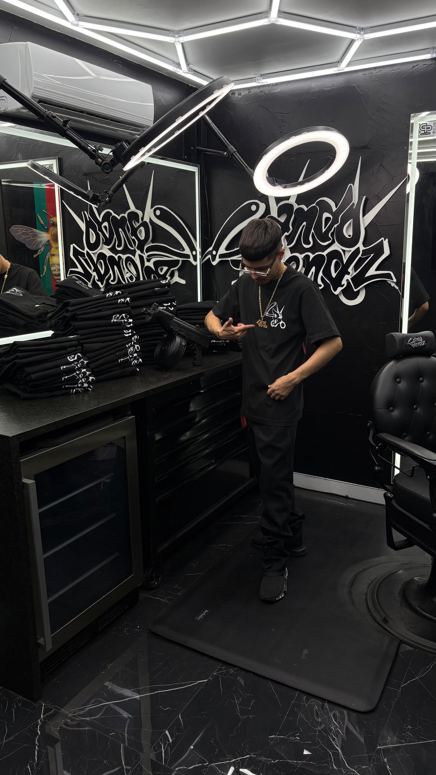 LB T-SHIRT